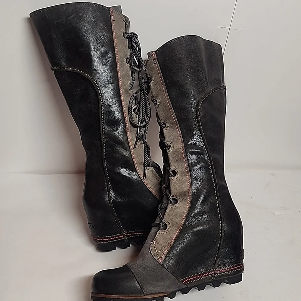 Sorel Cate The Great Sz8.5  Black Gray Olive Lace-up Tall 3.5 Hidden Wedge Boots - Picture 10 of 12